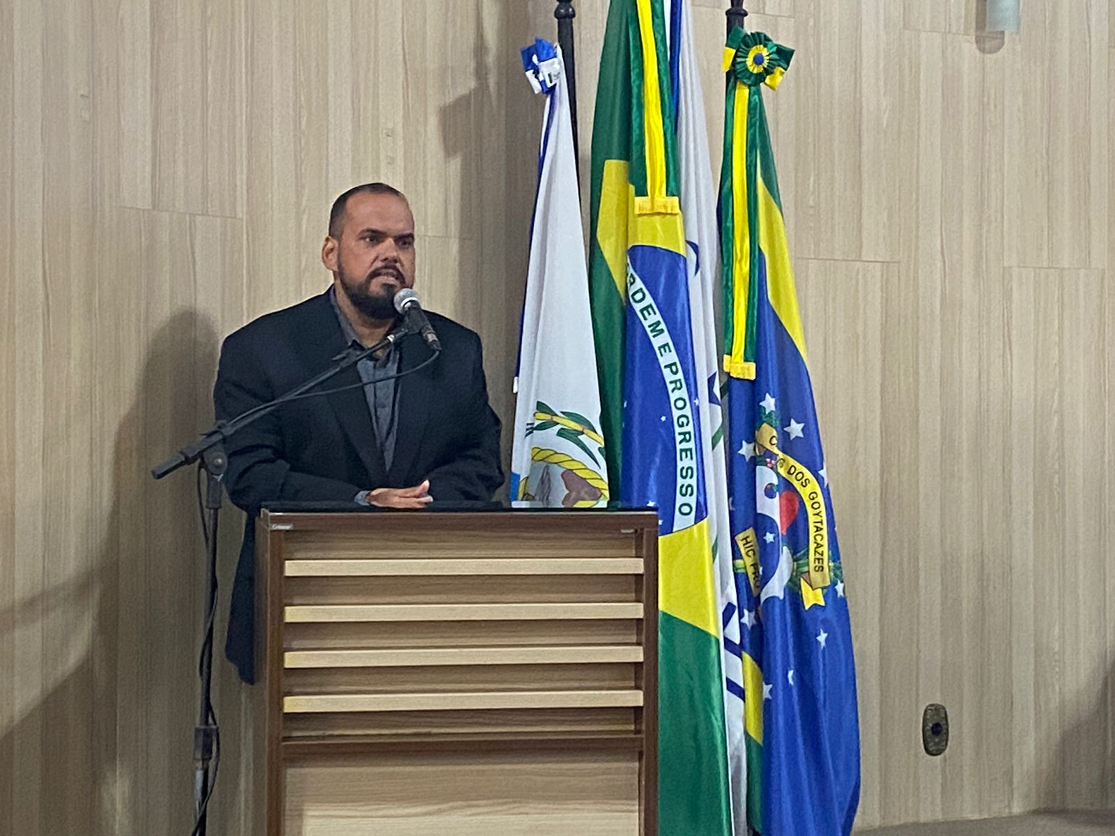 Marquinho Bacellar cobra resposta de Wladimir; pacificação está em risco
