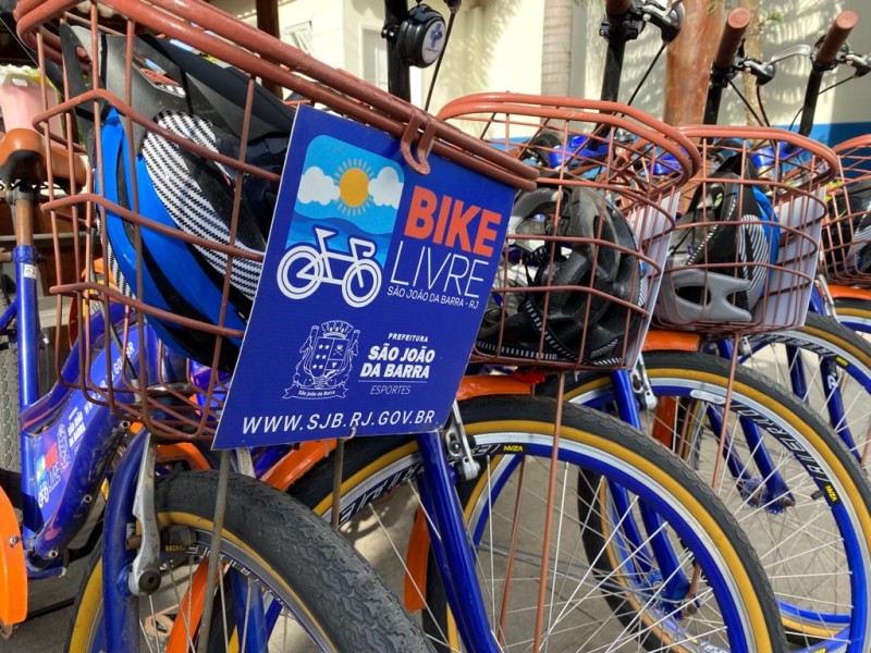 São João da Barra está disponibilizando bicicletas de forma gratuita para moradores e visitantes passearem