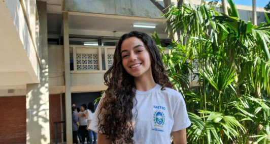 Aluna da Faetec Campos é selecionada para programa Jovens Embaixadores nos EUA