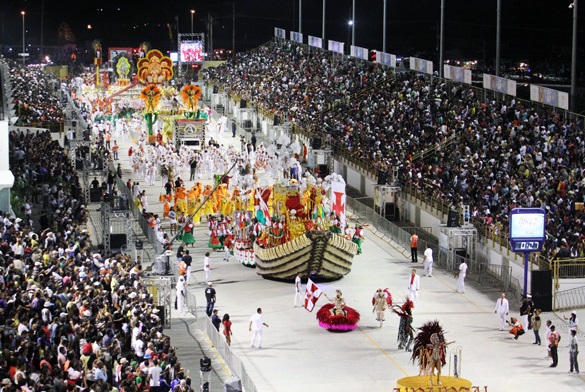 Carnavalescos tem contas aprovadas e reivindicam desfiles em Campos