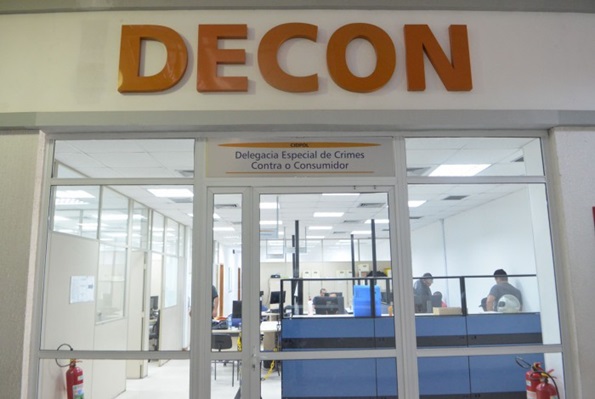 Preso gerente de supermercado que vendia alimentos fora da validade e impróprios para consumo