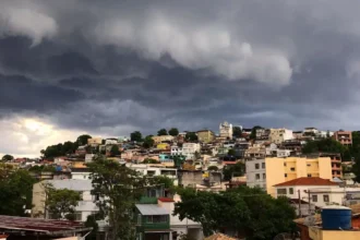 Inmet alerta para tempestades em área situada no RJ, ES e MG