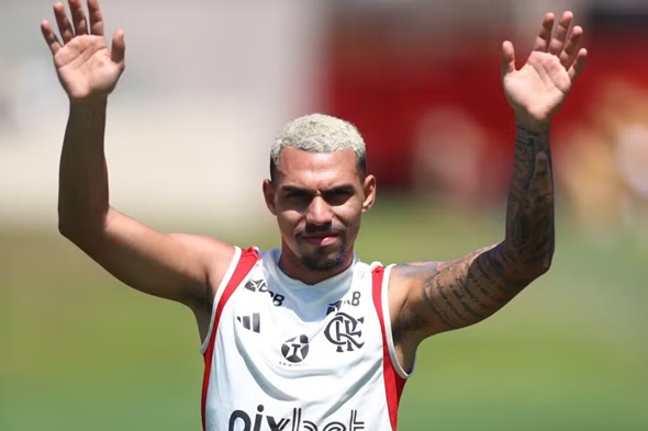 Corinthians desiste da contratação de Matheuzinho