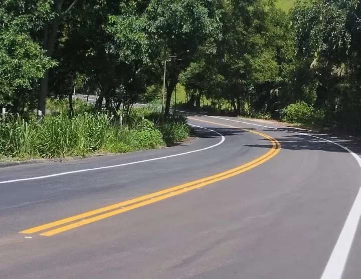 DER providencia sinalização na RJ-192, para reduzir índice de acidentes na “Curva da Morte”, em São Fidélis