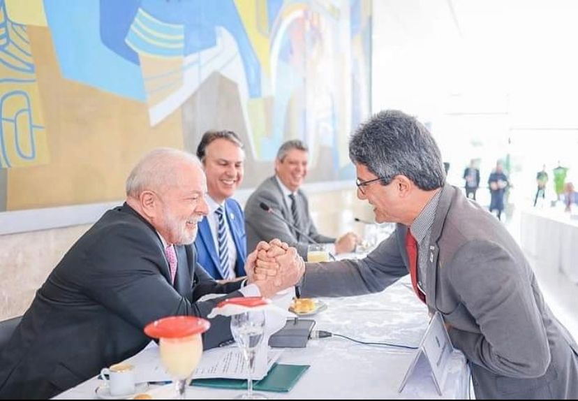 Professor Jefferson diz que governo Lula já investiu R$ 1,3 bilhão em Campos