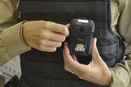 Policiais militares do Bope passam a usar câmeras acopladas ao uniforme em operações