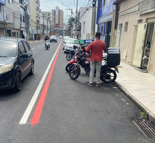 Novas ciclofaixas implantadas pela Prefeitura de Campos em trechos de muita movimentação gera polêmica