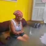 Vakinha faz idosa que teve casa invadida por enchente ganhar mais de R$ 90 mil em menos de 24 horas