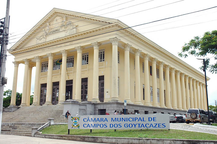 Ministro do STF mantém CPI da Educação em Campos