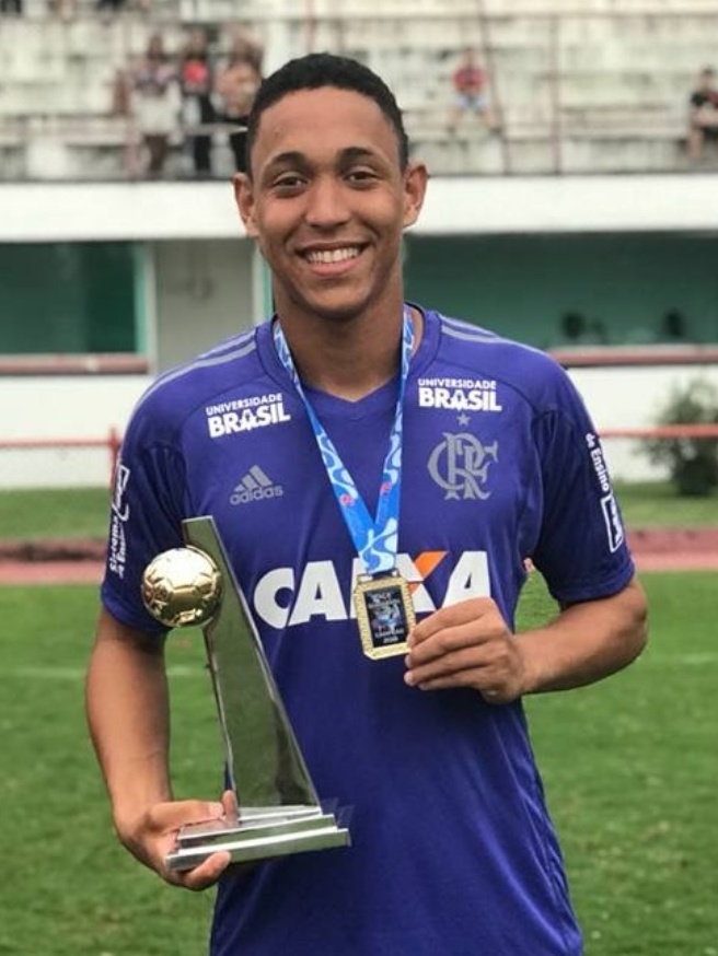 Flamengo considera ‘exorbitante’ valor de indenização cobrado por família de vítima do incêndio no Ninho