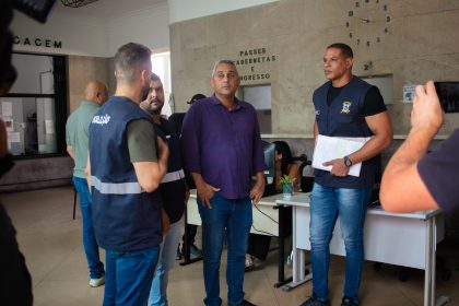 Falta de envio dos documentos por parte da Seduct motivou a ida de vereadores à sede da secretaria