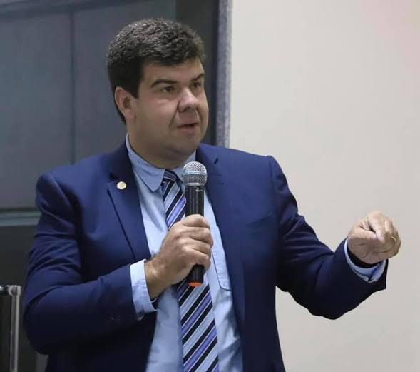 MPRJ recomenda que prefeito de Macaé regularize a situação de servidores cedidos que recebem dupla remuneração
