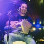 Cantor de pagode é assassinado a tiros por Guarda Municipal em São Pedro da Aldeia
