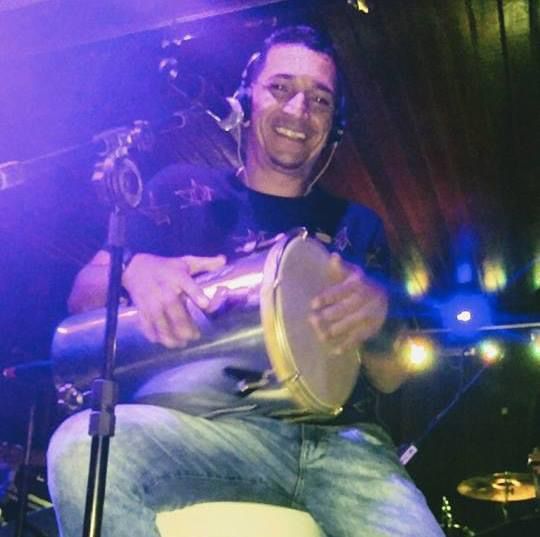Cantor de pagode é assassinado a tiros por Guarda Municipal em São Pedro da Aldeia