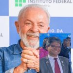 Após convite de dirigente e presença de pré-candidato no palanque, Lula se aproxima de Campos