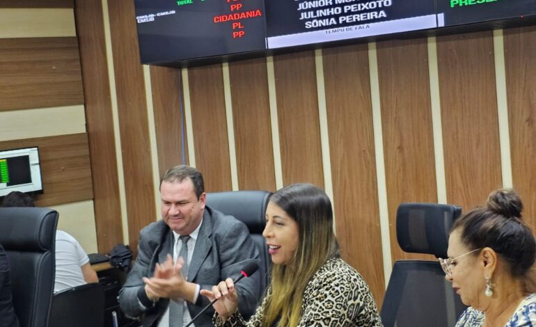 Carla Caputi não se afastará do mandato: “Gabinete com maternidade, tudo junto”