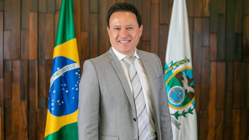 TRE-RJ cassa deputado estadual por abuso de poder religioso