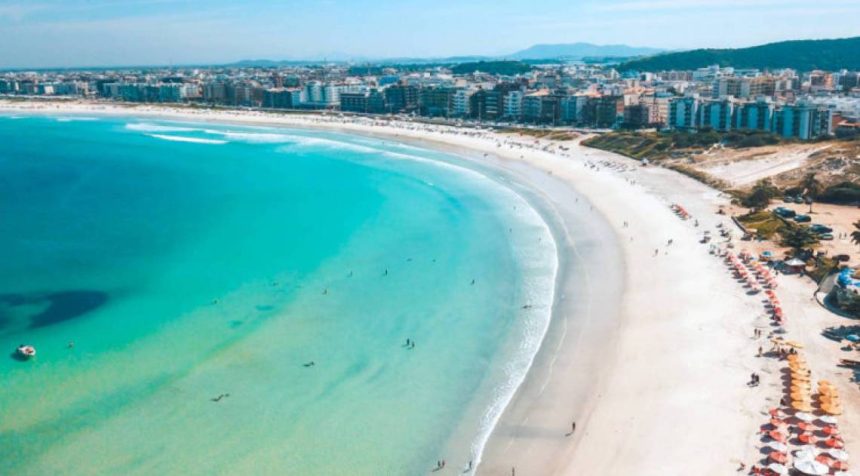 Ministério Público apura desordem e cobranças abusivas nas praias de Cabo Frio