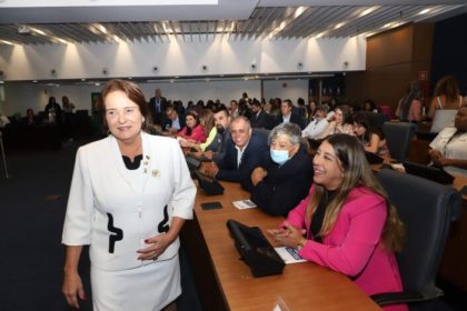 Vice na chapa de Carla Caputi será nome indicado pelo PT de SJB