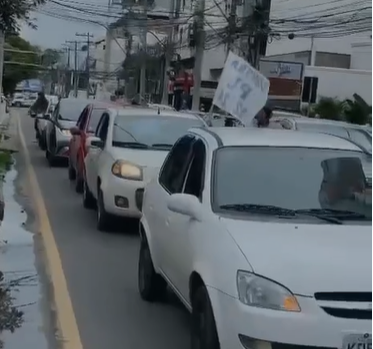 Em Campos: motoristas de aplicativo protestam contra o projeto de lei proposto pelo governo que cria pacote de direitos trabalhistas da categoria