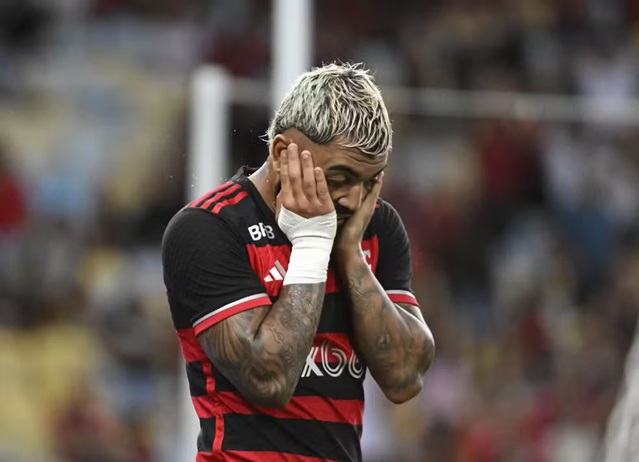 Corte Arbitral do Esporte anula processo e Gabigol volta a ficar suspenso