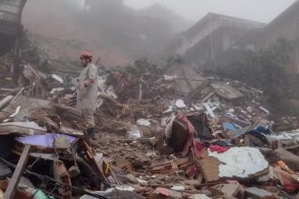 Após enchentes e deslizamentos, chuva deixa 12 mortos no Rio de Janeiro