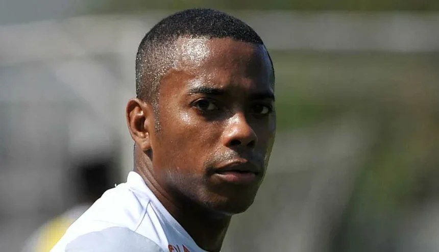 STJ forma maioria para que Robinho cumpra pena no Brasil por estupro