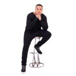 Pela segunda vez no ano, show de Vitinho é cancelado pela Prefeitura de Campos