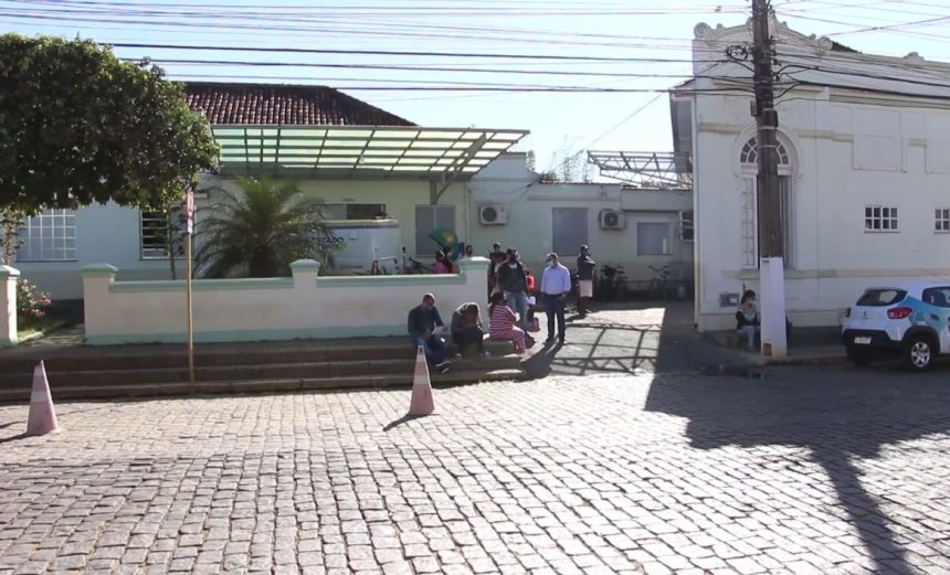 Adolescente de 17 anos é assassinado a tiros; suspeitos fugiram