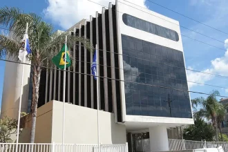 Macaé inicia parceria com o App Waze para auxiliar na mobilidade urbana da cidade