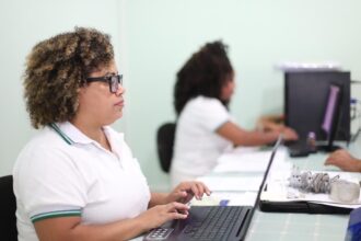 Prefeitura de Quissamã orienta população sobre o Programa Pé-de-Meia do Governo Federal