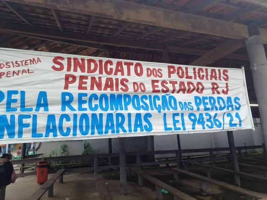 MPRJ obtém decisão que aumenta multa de policiais penais que estão de greve