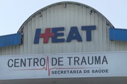 Adolescente fica paraplégico após ser baleado a caminho da escola, no Rio