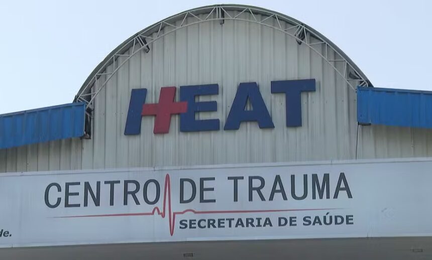 Adolescente fica paraplégico após ser baleado a caminho da escola, no Rio