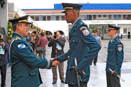 PMERJ divulga edital de concurso público com 100 vagas para Oficiais