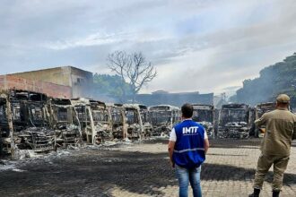 Transporte de Campos: caos, recursos milionários, incêndio misterioso e dívidas