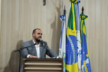 Marquinho Bacellar envia ofício solicitando suspensão de aulas em escolas municipais devido à onda de calor