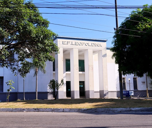 Pagamento do piso nacional aos profissionais da Educação, em Campos, será feito neste mês