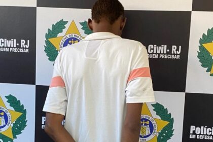 Com mandado de prisão expedido em Macaé Polícia Civil prende suspeito de roubo em Carapebus
