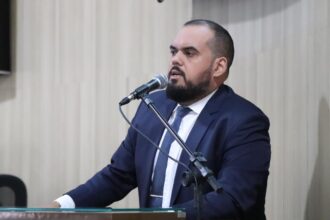 Marquinho Bacellar sobre a falta de distribuição do leite especial em Campos: “A LOA já foi votada e não resolveram o problema”