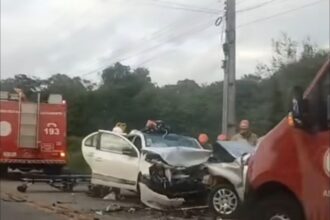Homem morre em grave acidente entre dois carros na Estrada Nova, em São João da Barra