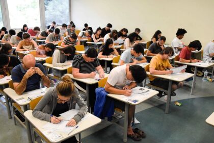 Prefeitura de Macaé divulga editais de Concurso Público