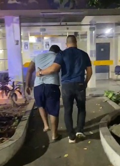 Suspeito de agredir mulher é preso em Campos; homem também foi autuado por porte ilegal de arma