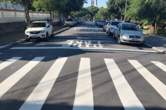 Após diversos acidentes registrados, Prefeitura de Campos sinaliza cruzamento que tem causado tormento aos motoristas 