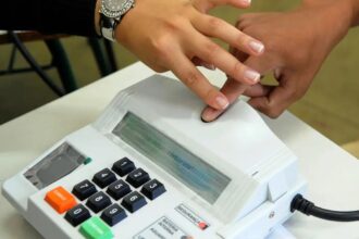 Eleições 2024: prazo para regularizar título pela internet termina hoje