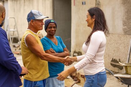 Em Guarus, Delegada Madeleine aponta descaso da Prefeitura: “Uma cidade rica que não cuida das pessoas”