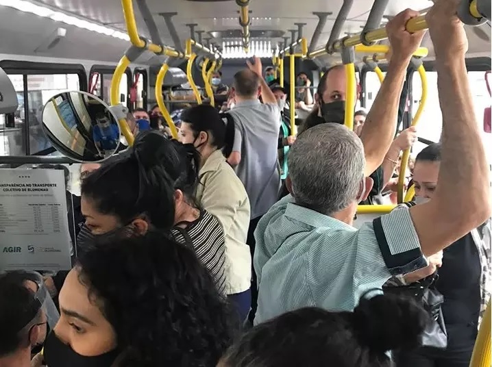 Portaria do Detro determina que ônibus intermunicipais possuam letreiro de ‘lotado’ quando todos os lugares estiverem ocupados