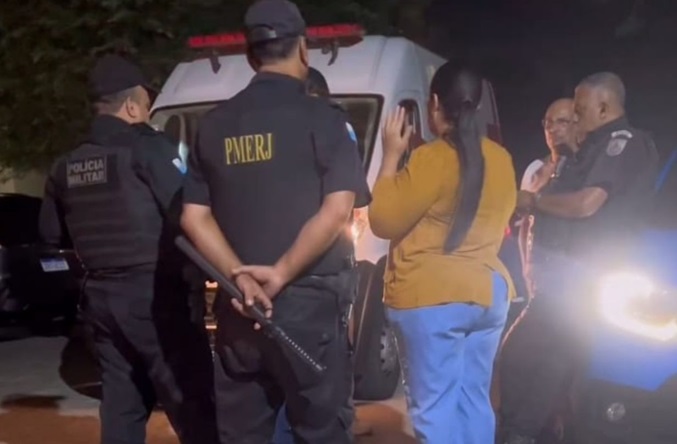 Homem ameaça atear fogo dentro de casa durante surto em condomínio de Campos