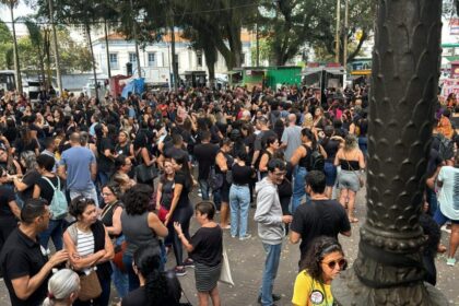 Câmara de Macaé aprova reajuste aos servidores municipais; Profissionais da Educação não aceitam percentual e entram em greve