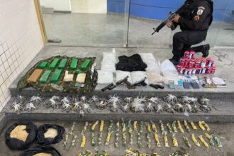 Operação da Polícia Militar com o BAC resulta na apreensão de grande quantidade de drogas e armas 